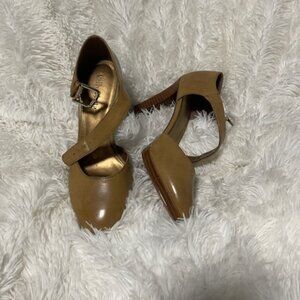 Kelly & Katie High Hels Size 7 New/No tag
